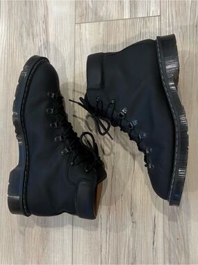 Solovair black greasy urban hiker mountain boots sz 10.5UK/11.5US